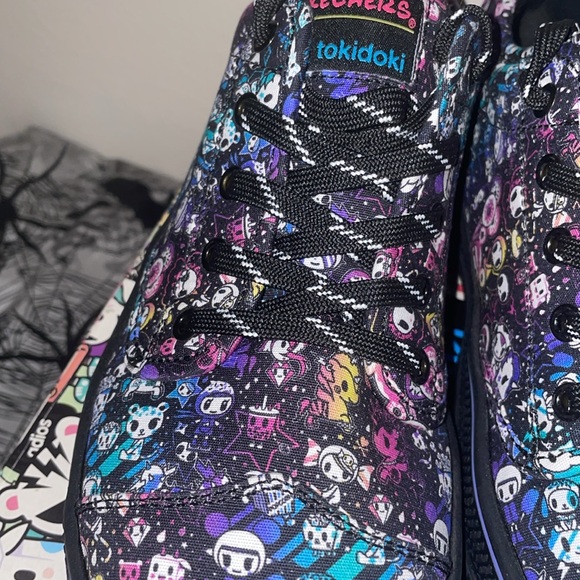 💜☠️tokidoki Skechers Size 7.5 - Picture 4 of 6